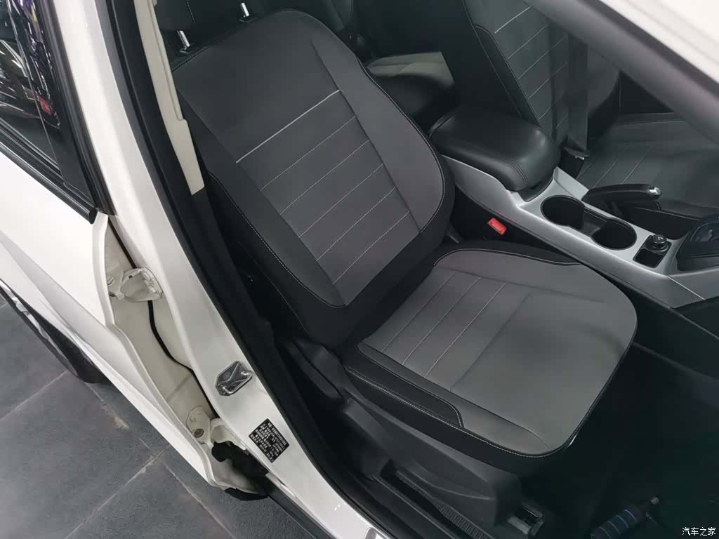 Ford Kuga, 2016 25