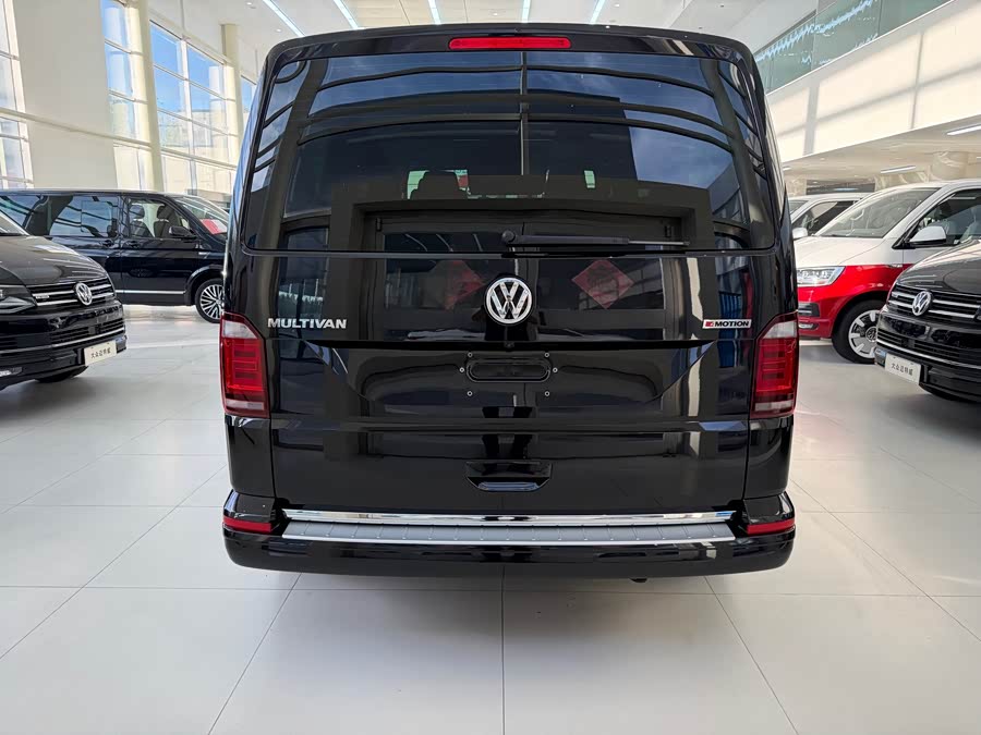 Volkswagen Multivan 2020, фото 4