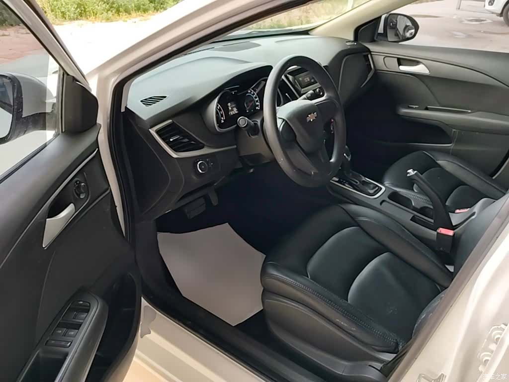 Chevrolet 320, 2019 16