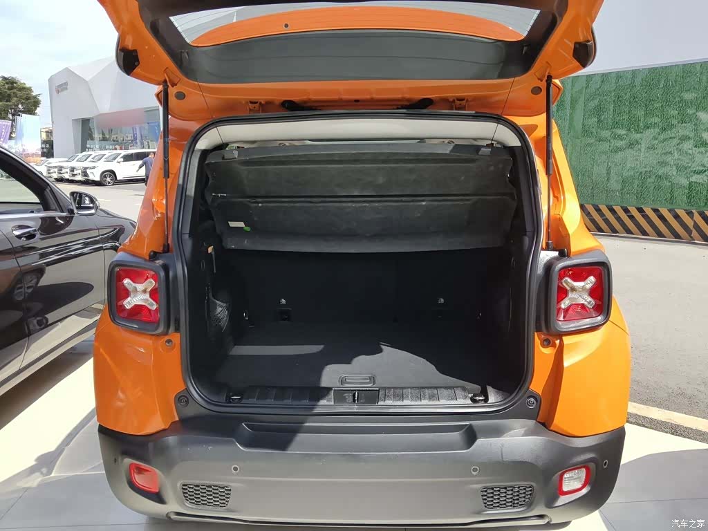 Jeep Renegade, 2017 15
