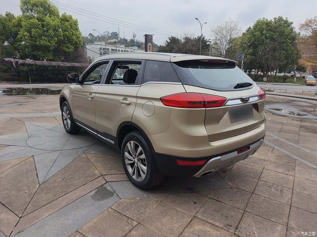 Geely Boyue, 2018 все фото