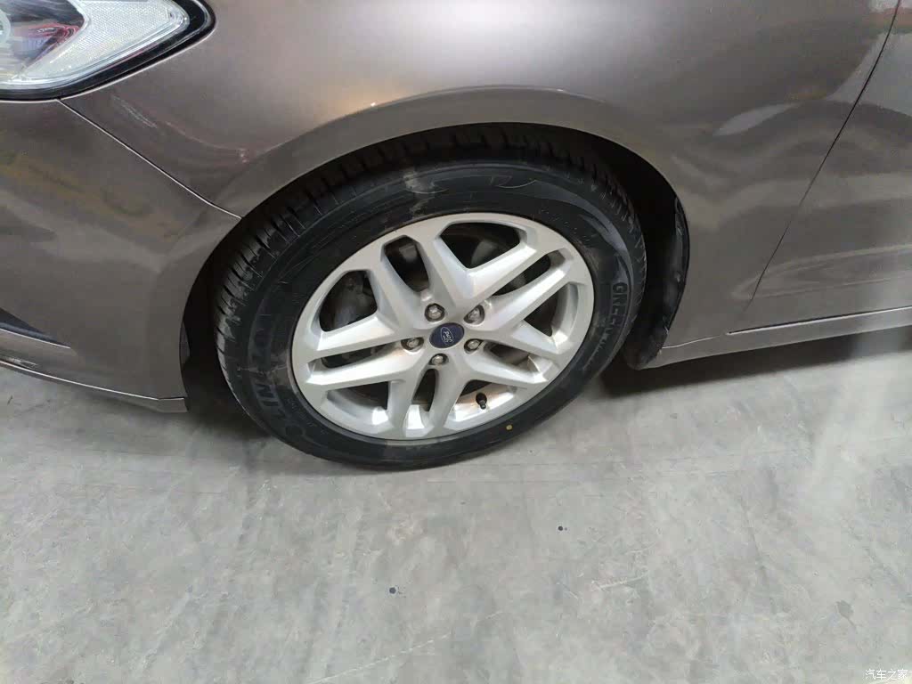 Ford Mondeo, 2015 23