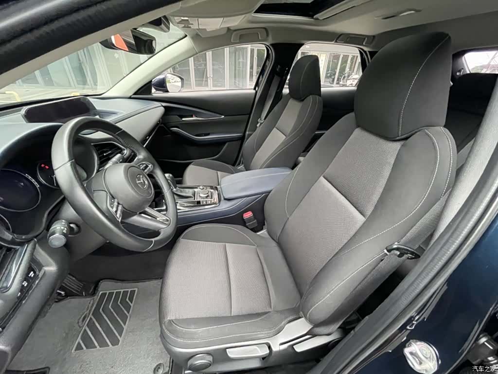 Mazda CX-30, 2021 14
