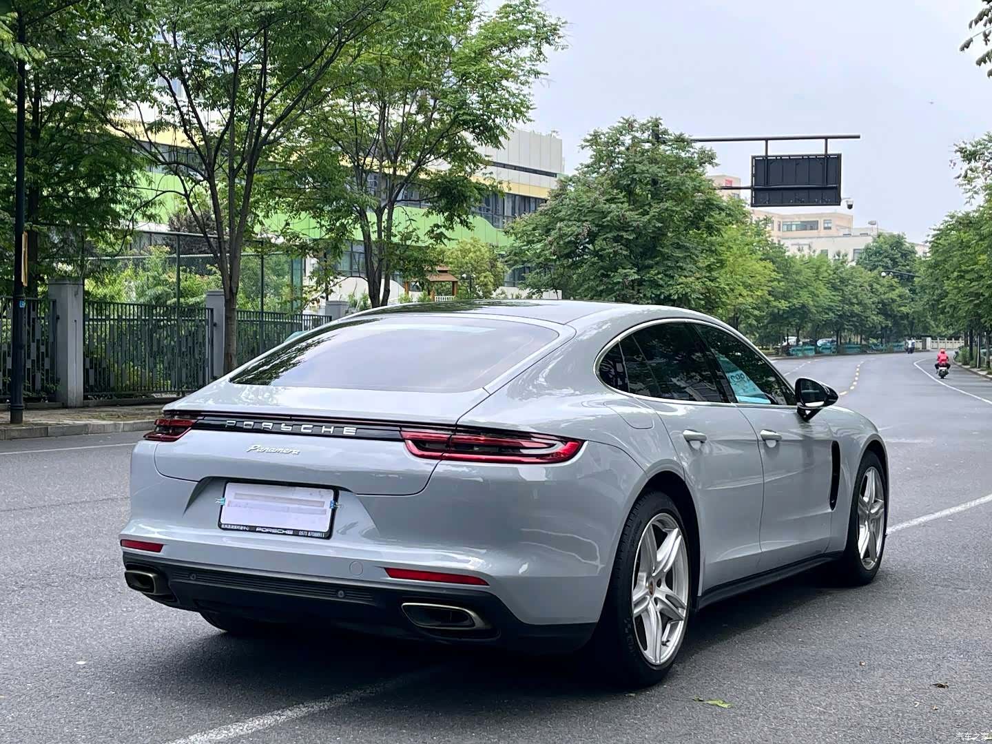 Porsche Panamera, 2020 все фото