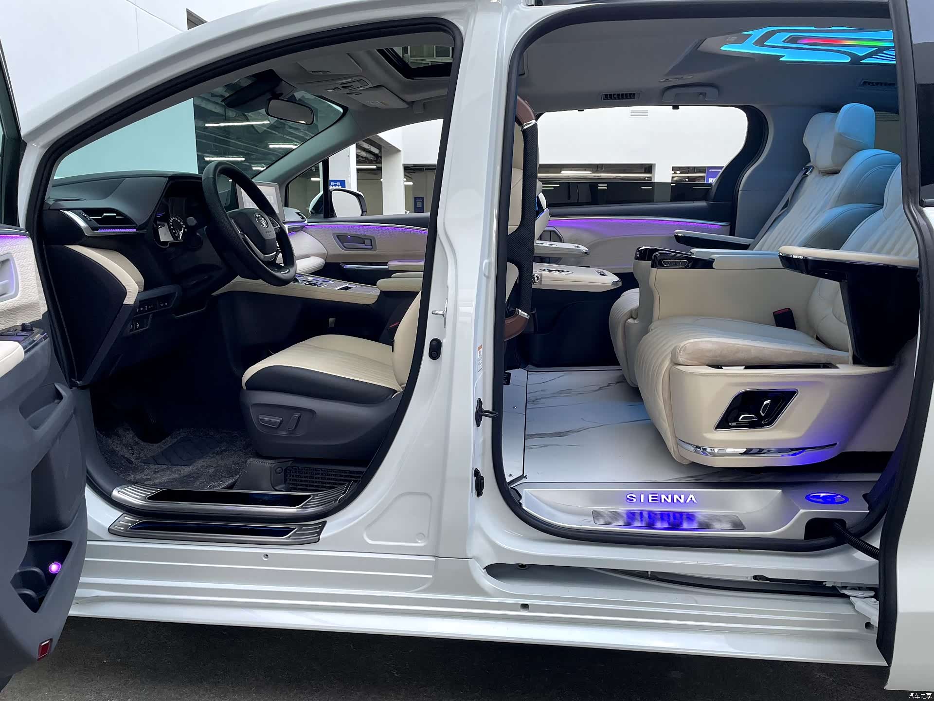 Toyota Sienna, 2025 23