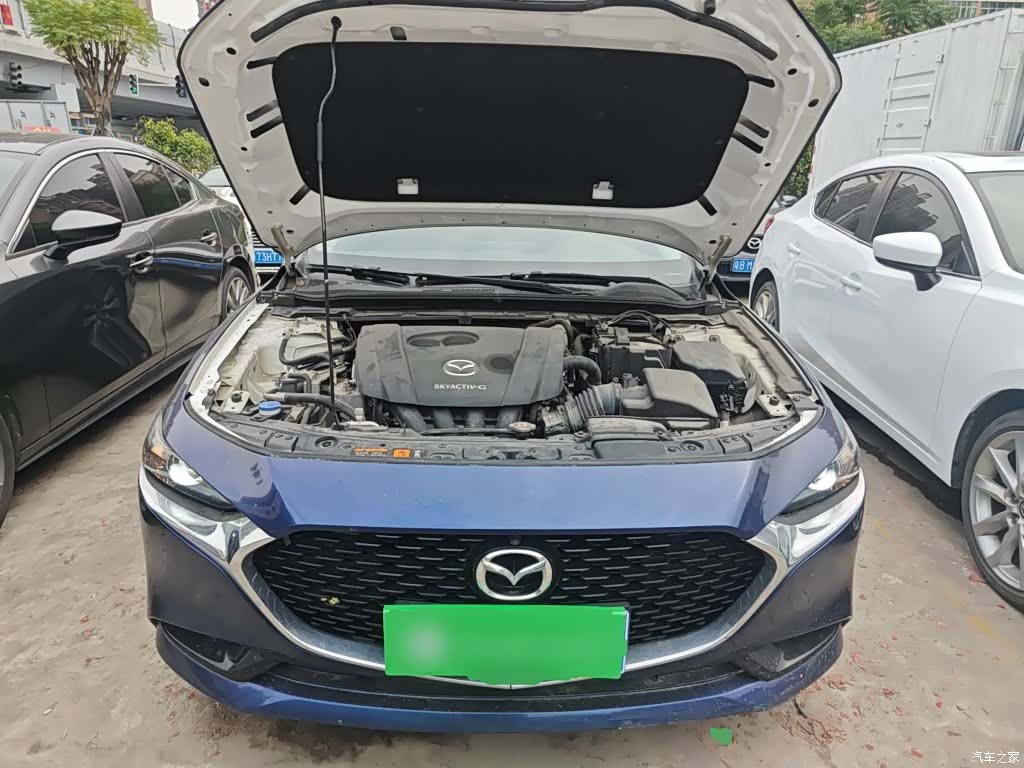Mazda Mazda3, 2020 16