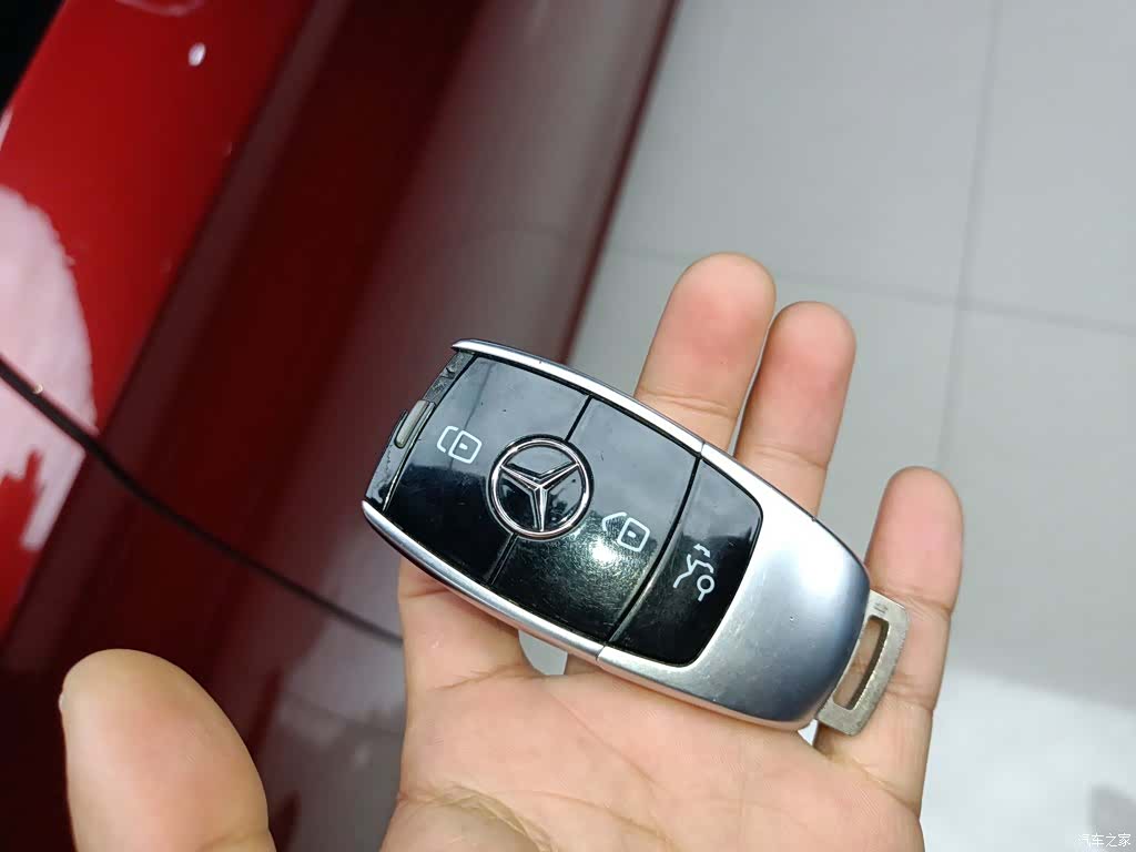 Mercedes-Benz E-Class, 2019 17
