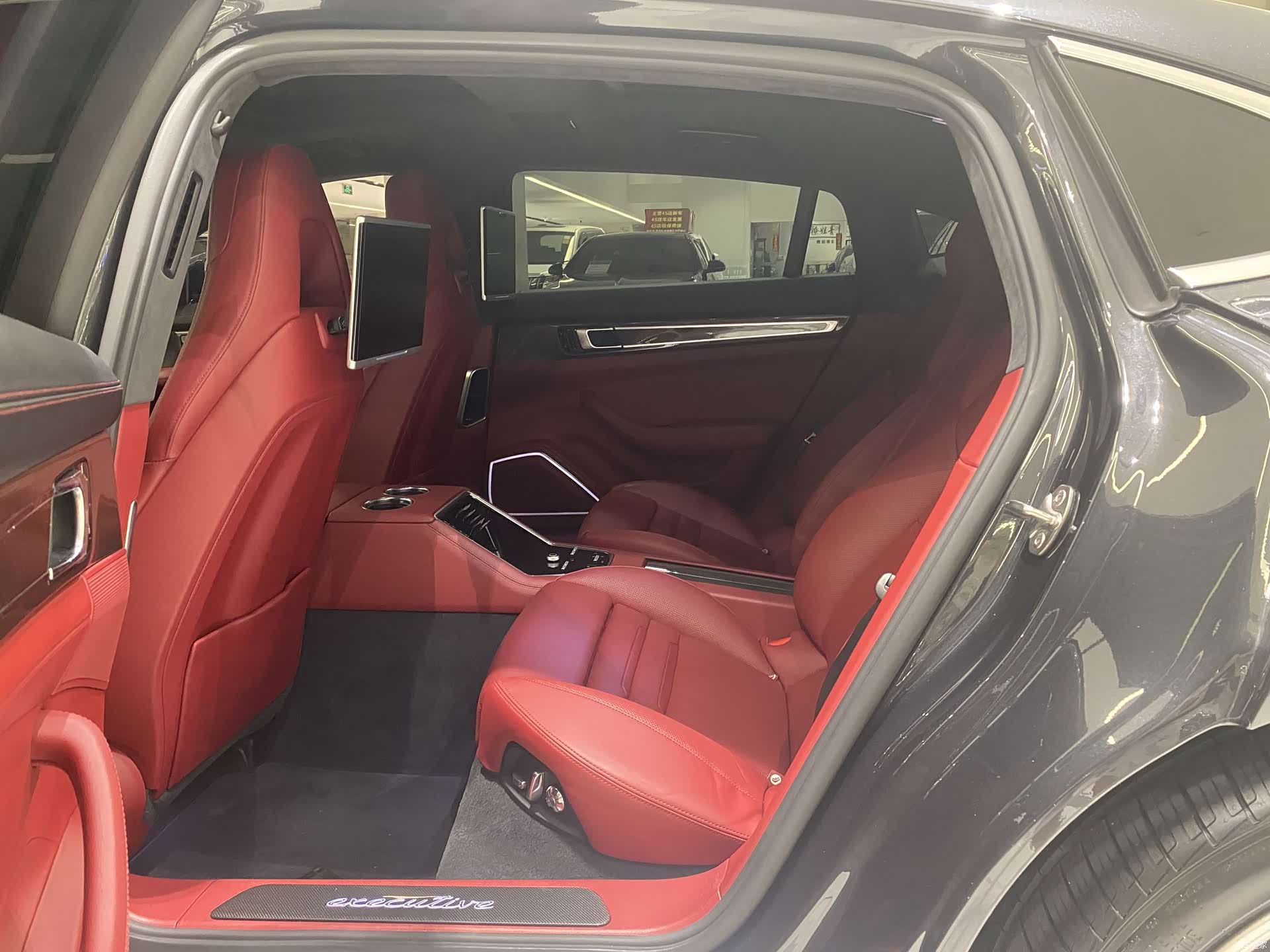 Porsche Panamera, 2017 все фото