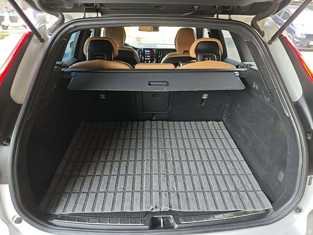 Volvo XC60, 2018 15