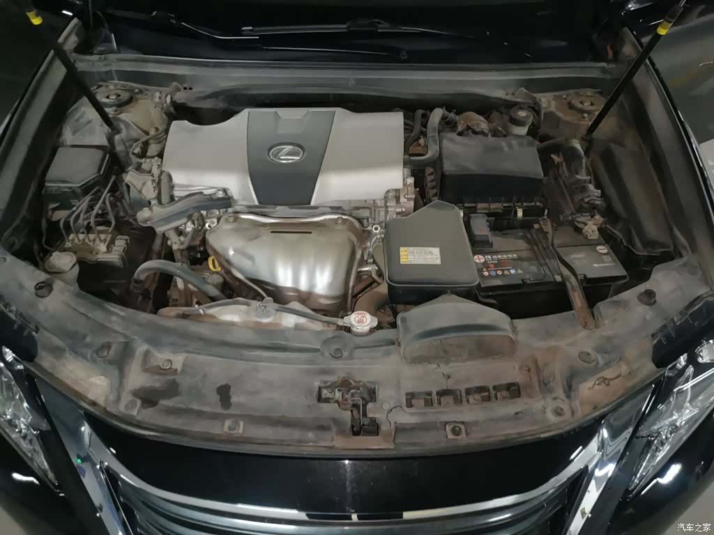 Lexus ES, 2017 11