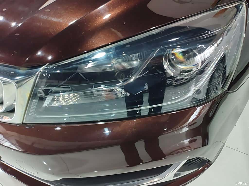 Geely Emgrand, 2021 24