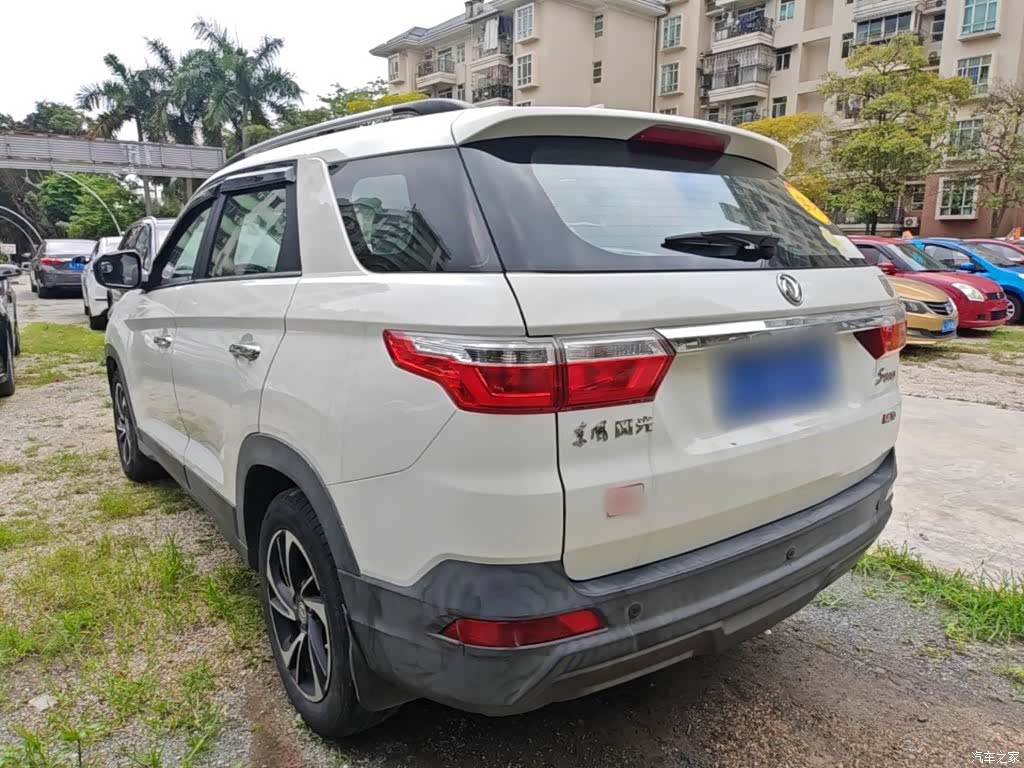 DongFeng S560, 2018 23