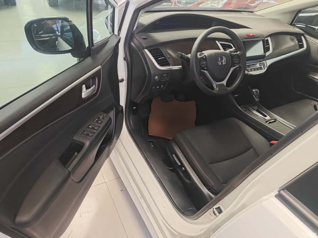 Honda Jade, 2015 16