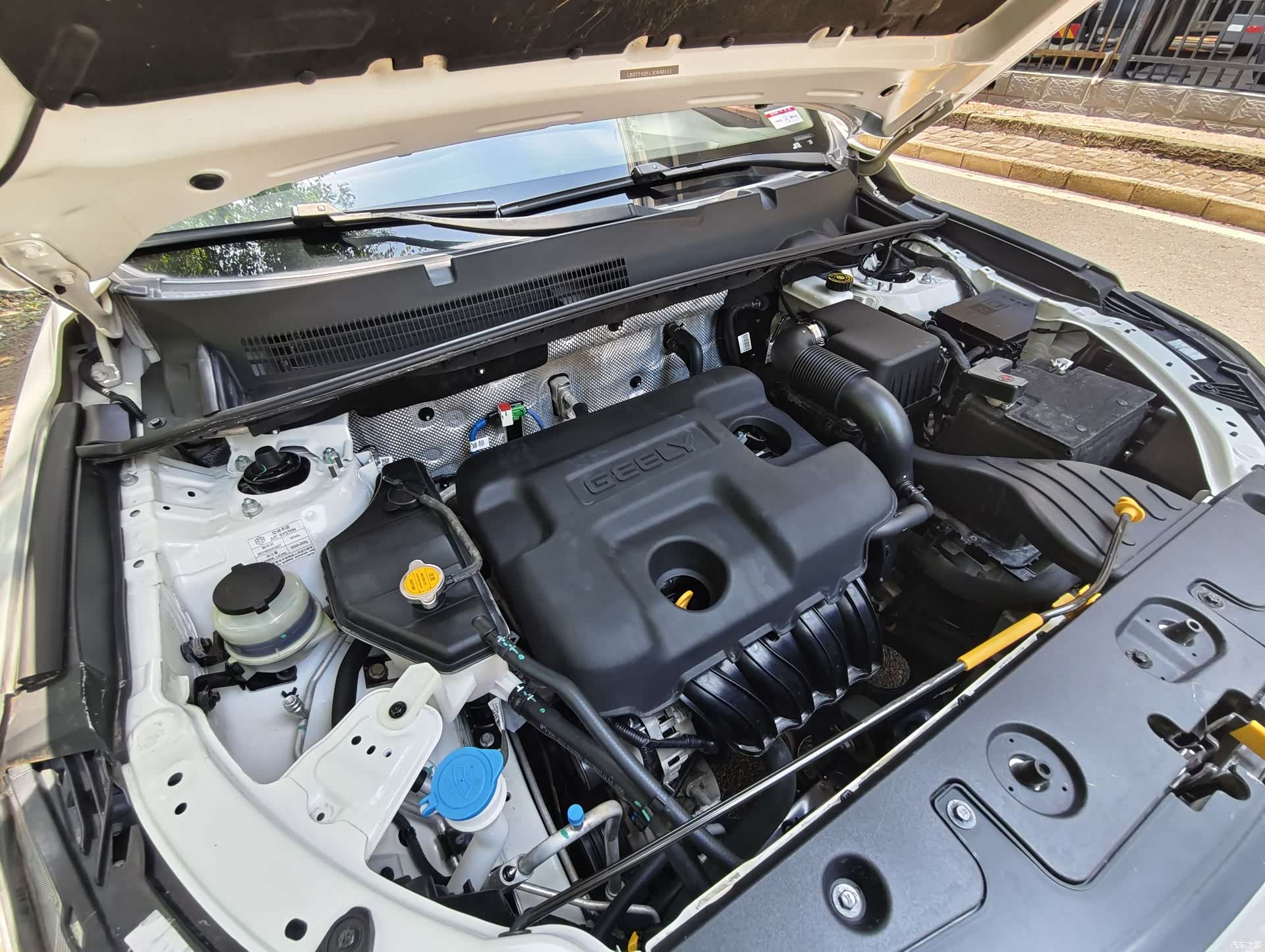 Geely X6, 2018 18