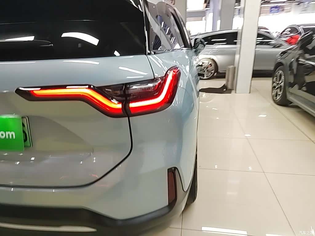 NIO ES6, 2023 8