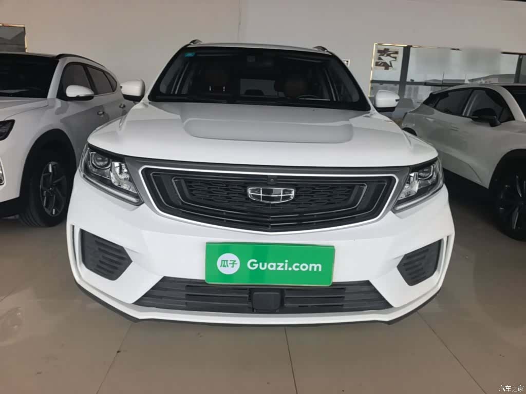 Geely X6, 2020 3