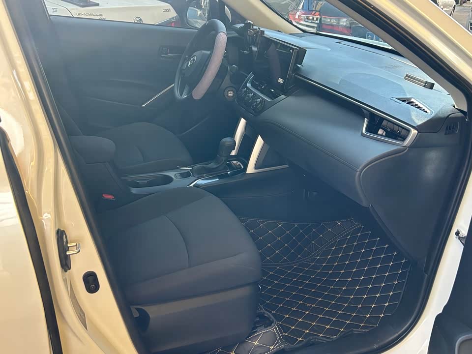 Toyota Corolla Sharp amplifier