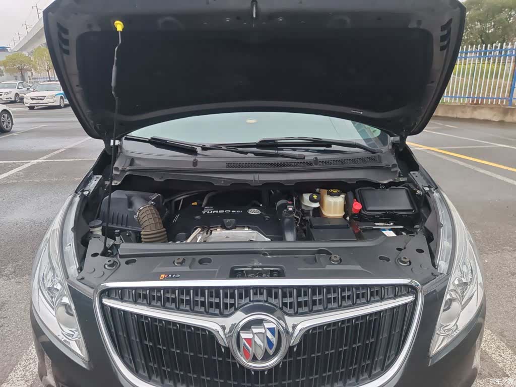 Buick GL8, 2019 10