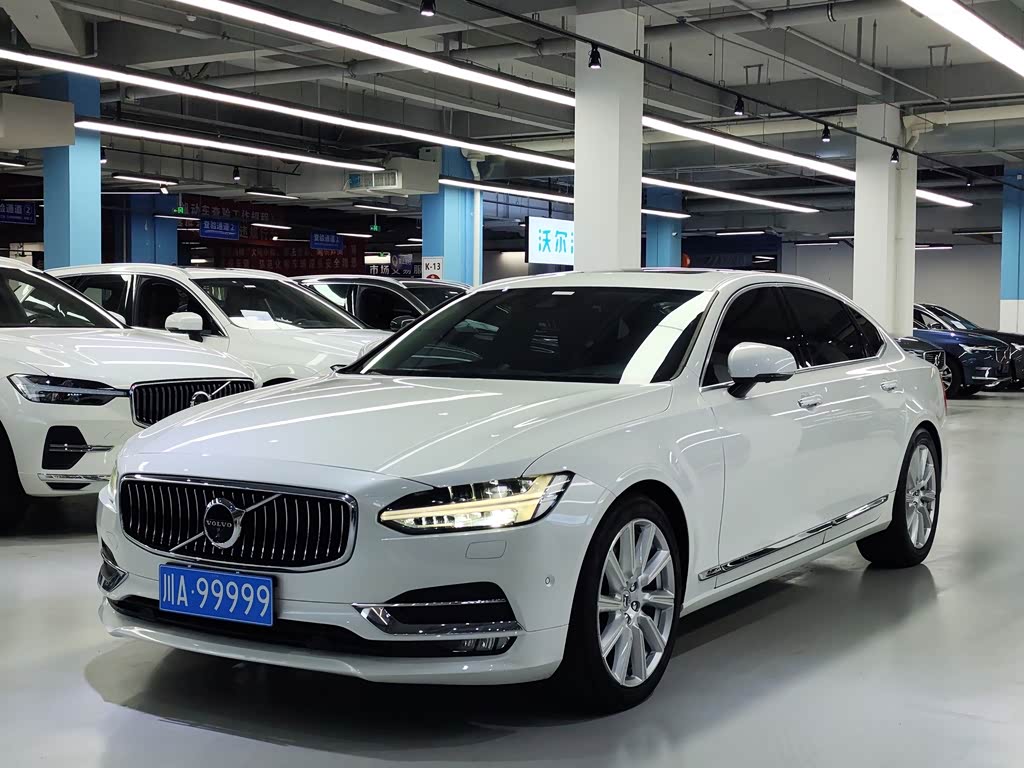 Volvo S90