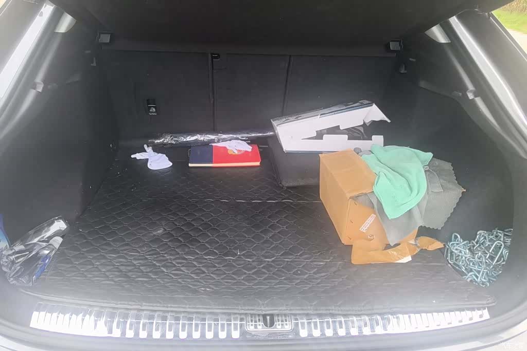 Audi Q3, 2021 4