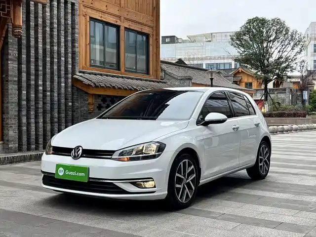 Volkswagen Golf 2020 — купить из Китая под заказ
