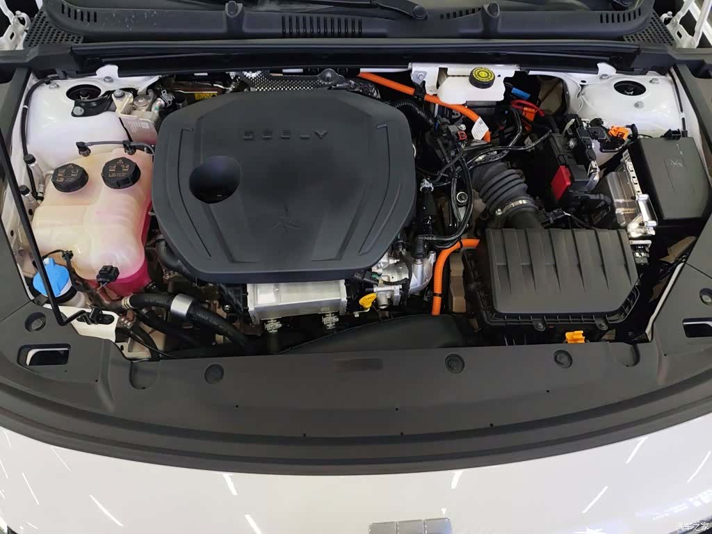 Geely Galaxy L6, 2024 16