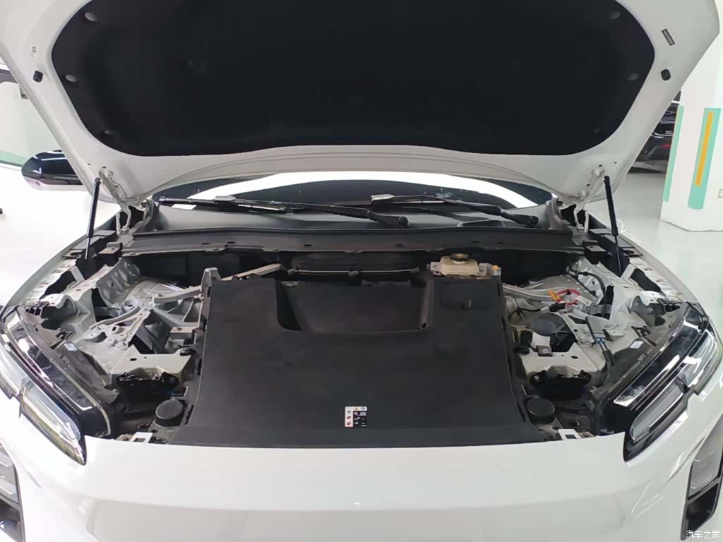 NIO EC6, 2025 16