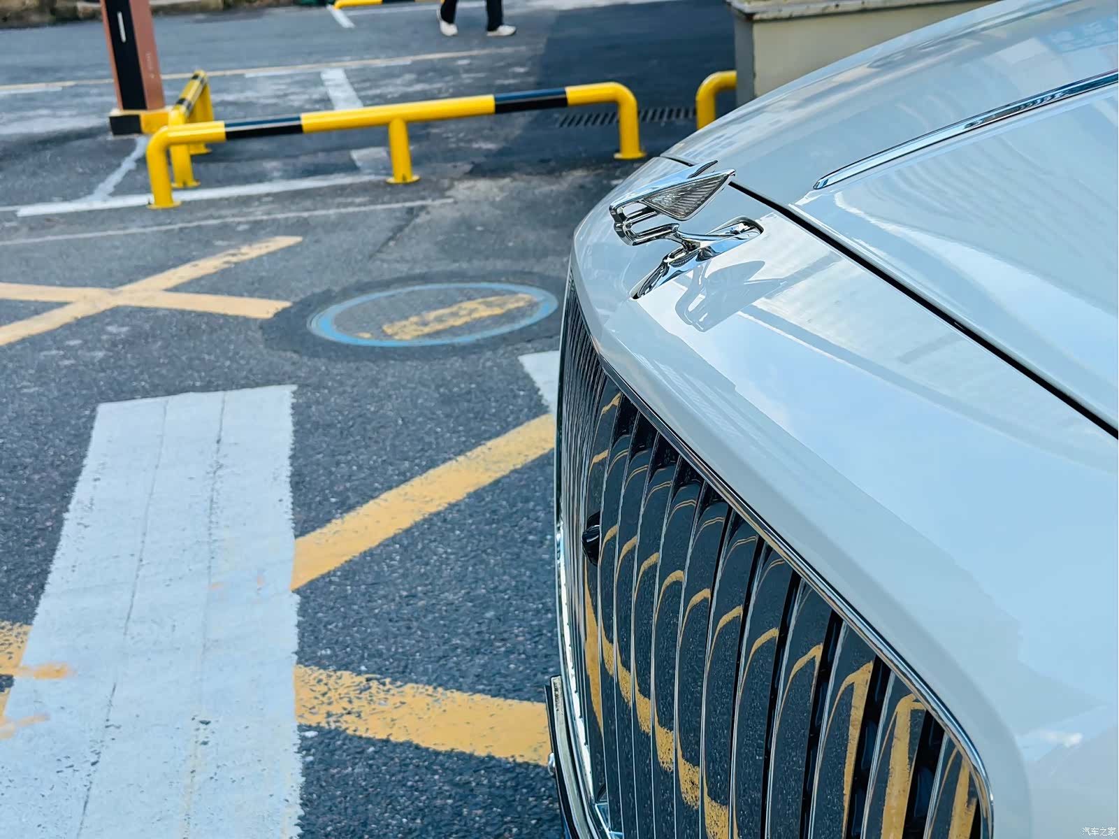 Bentley Flying Spur, 2023 2