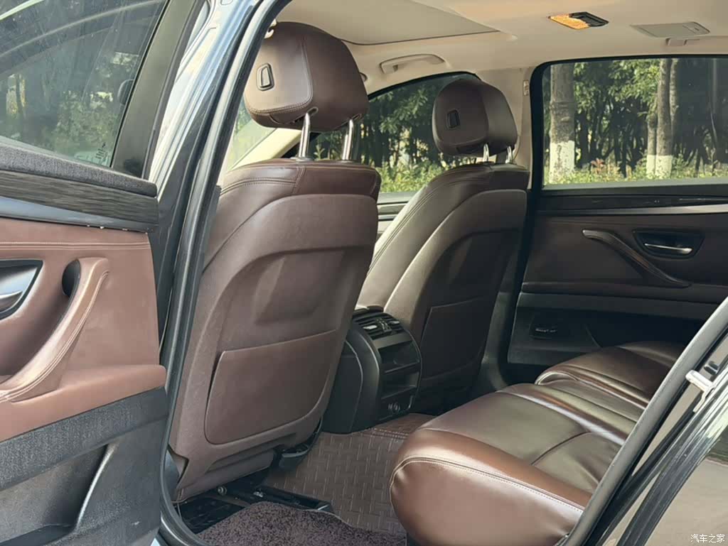 BMW 5 Series, 2016 12