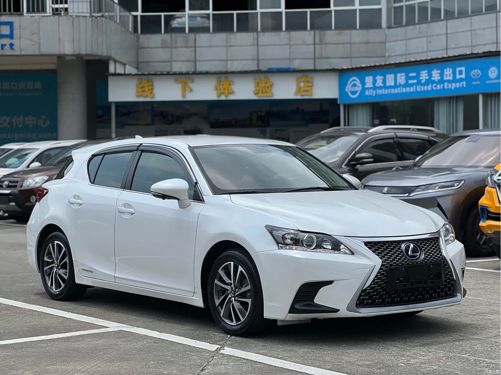 Lexus CT, 2020 3
