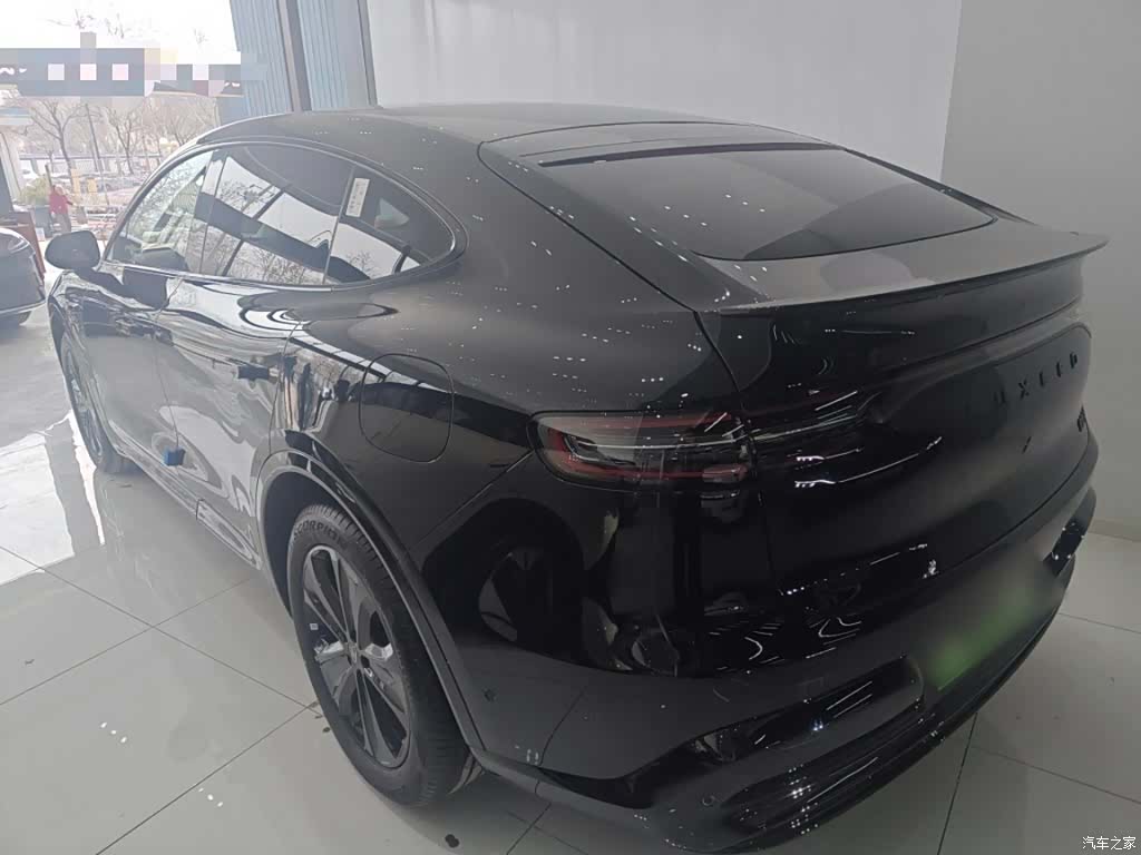 Luxeed R7, 2026 23