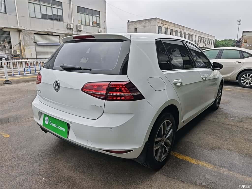 Volkswagen Golf, 2017 все фото