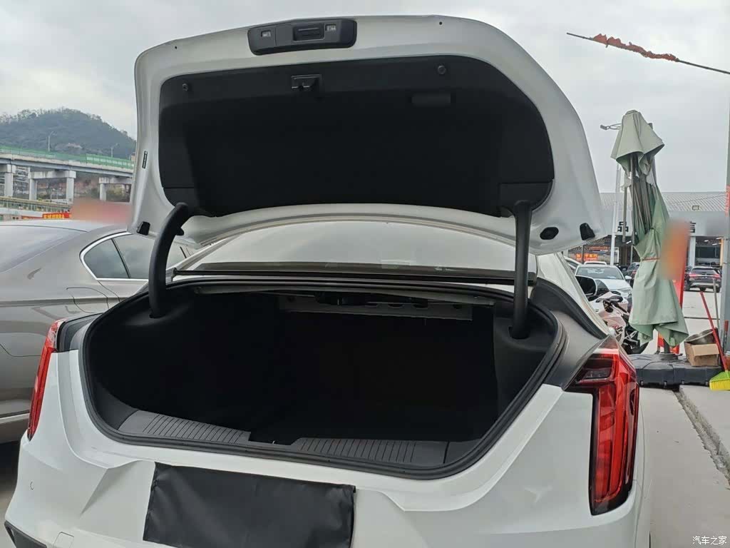 Cadillac CT4, 2021 15