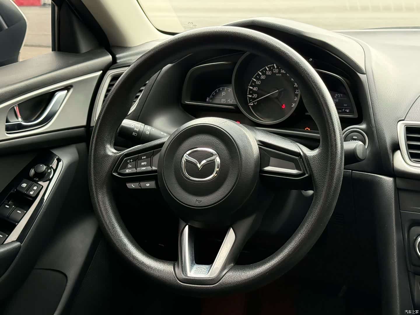 Mazda Mazda3, 2019 12