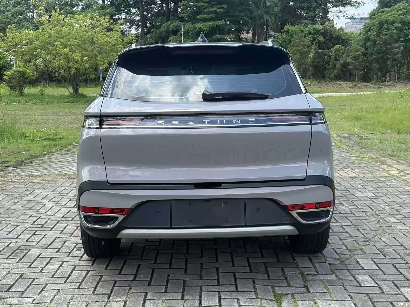 Bestune T90, 2025 11