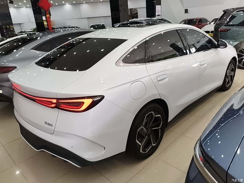 BYD Seal, 2024 7