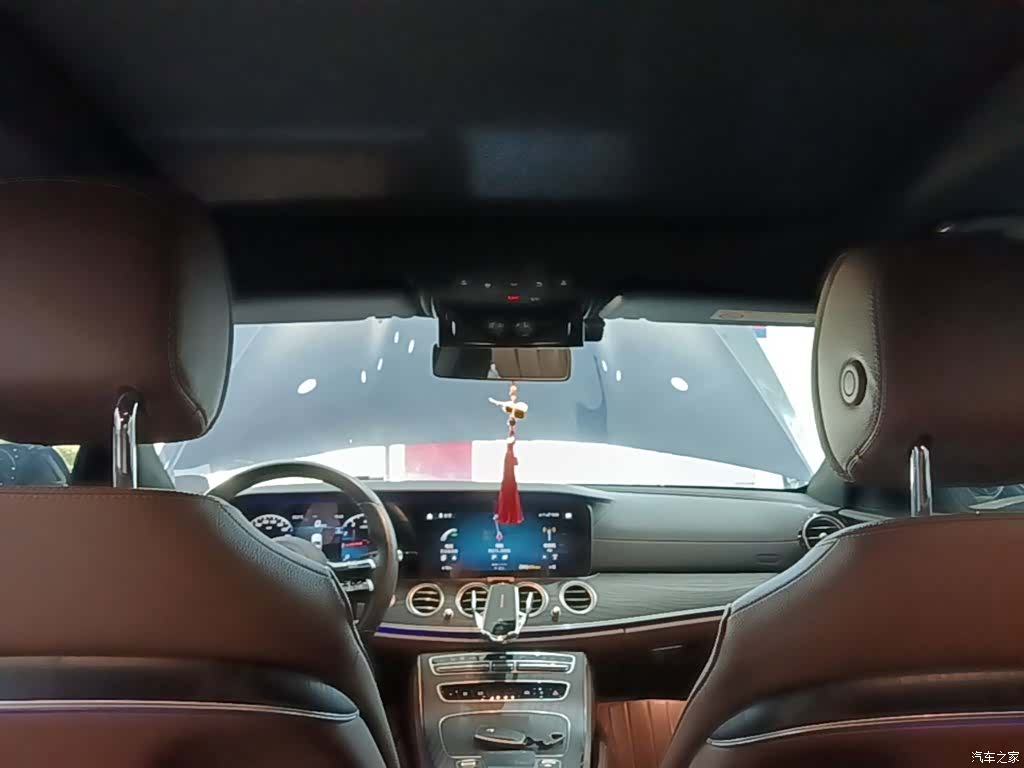 Mercedes-Benz E-Class, 2021 18