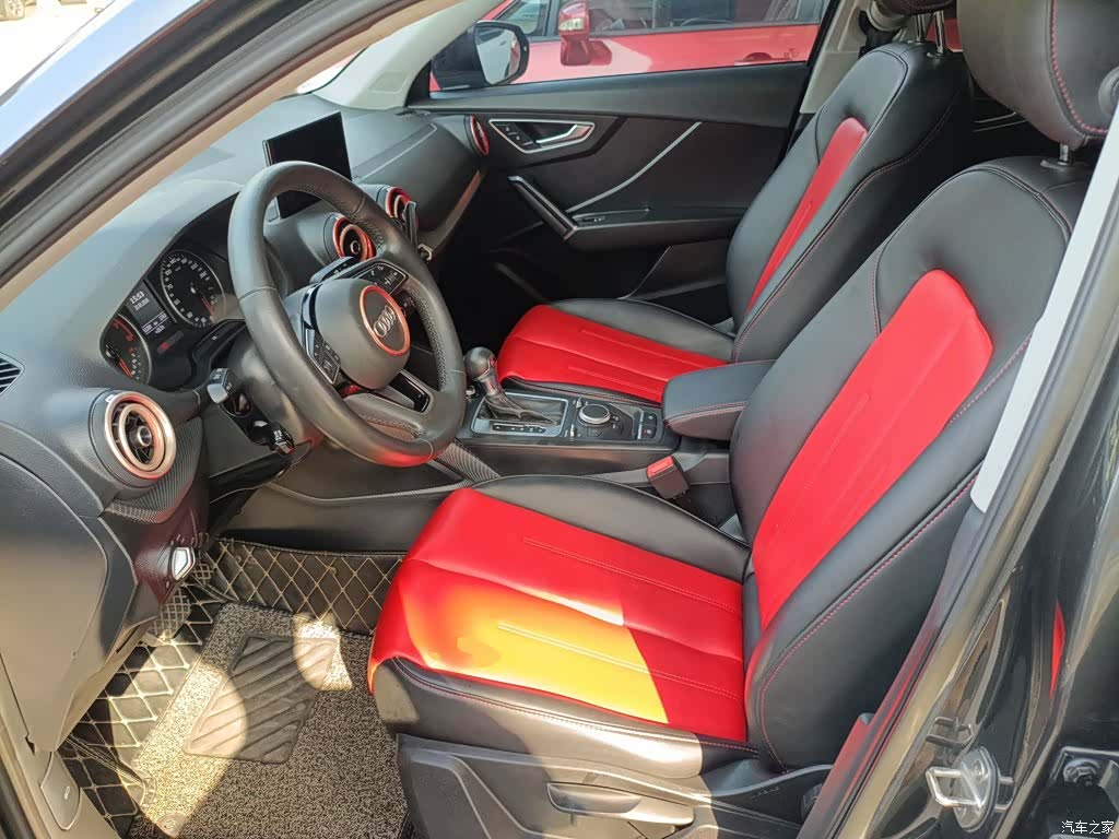 Audi Q2L, 2020 15