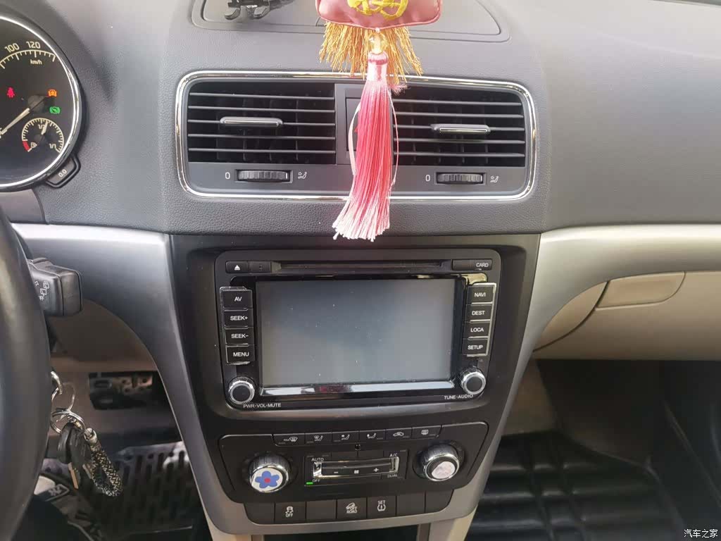 Skoda Yeti, 2014 6