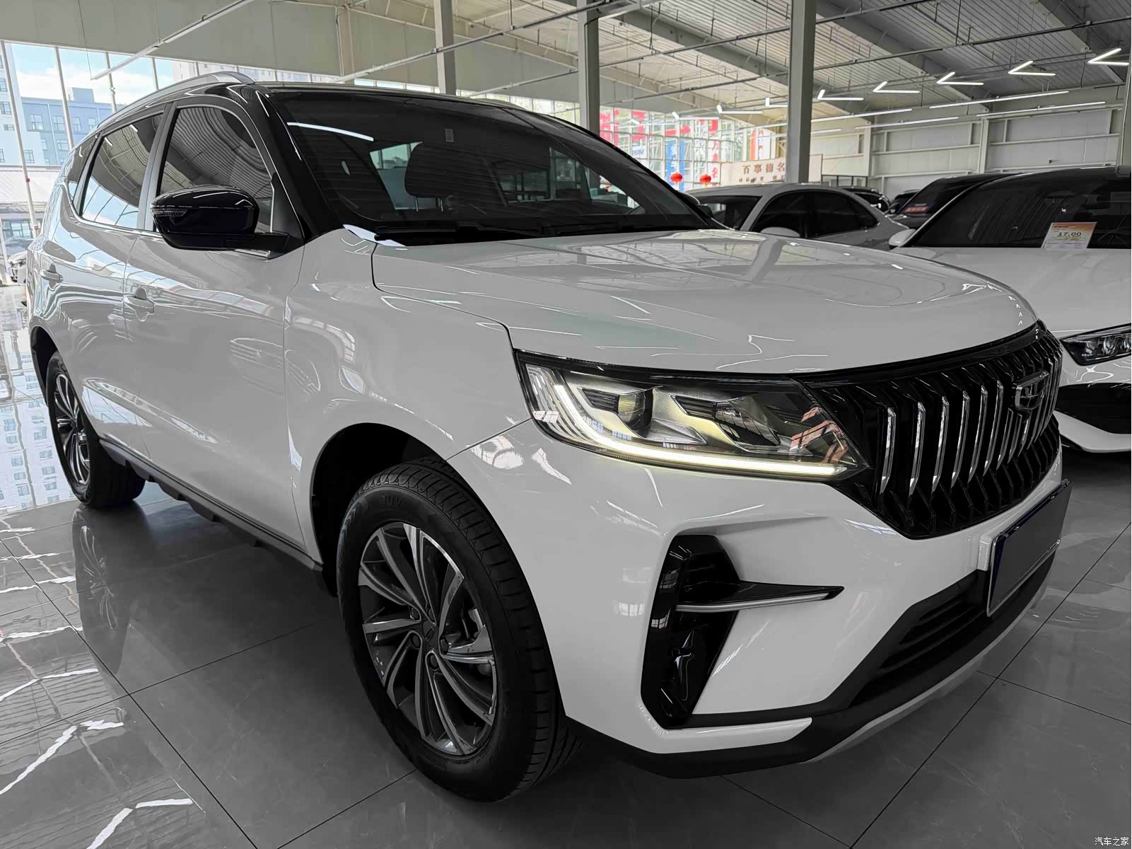 Geely X6, 2024 3