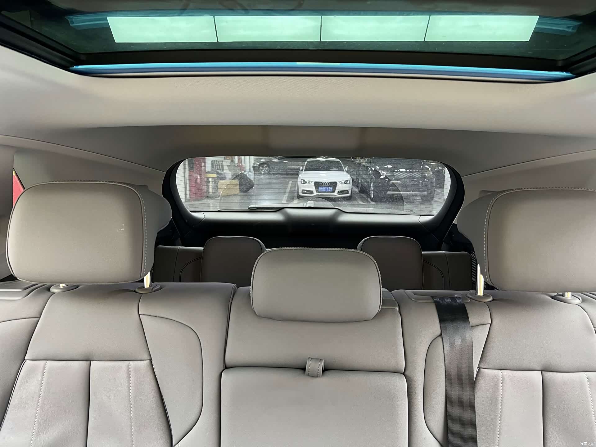 Audi Q5 e-tron, 2022 10
