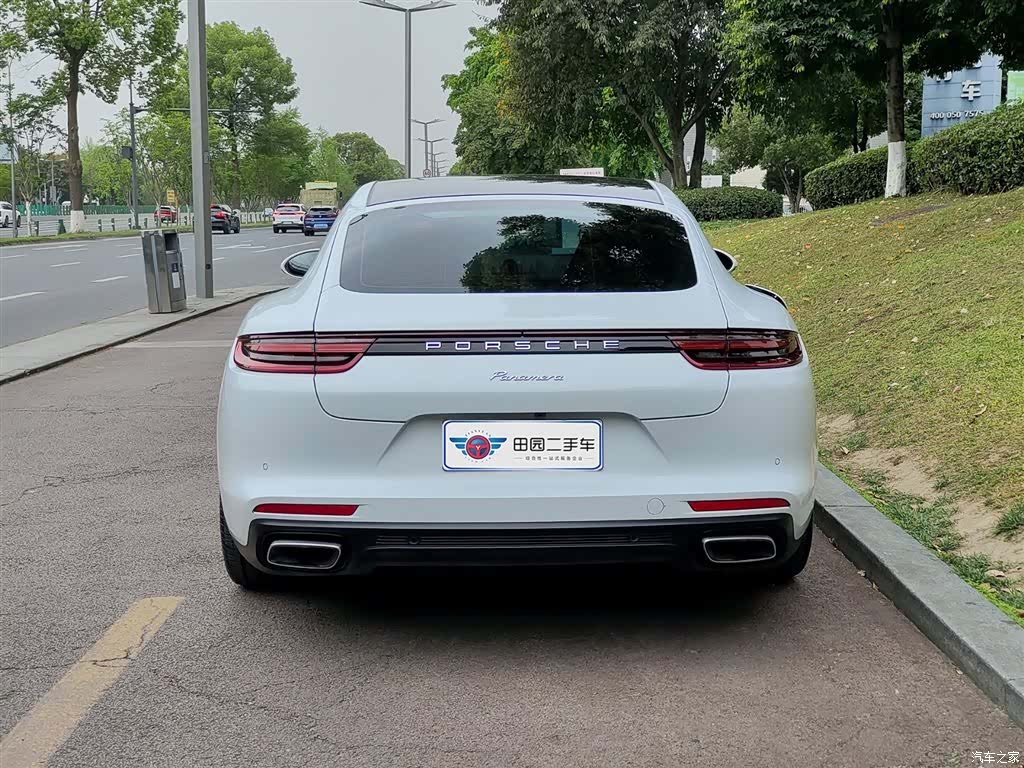 Porsche Panamera, 2018 все фото