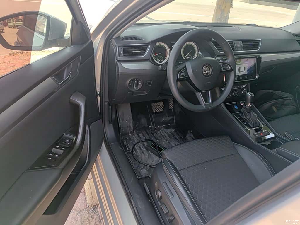 Skoda Superb, 2018 16