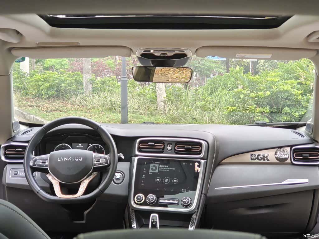 Lynk & Co 01, 2019 17