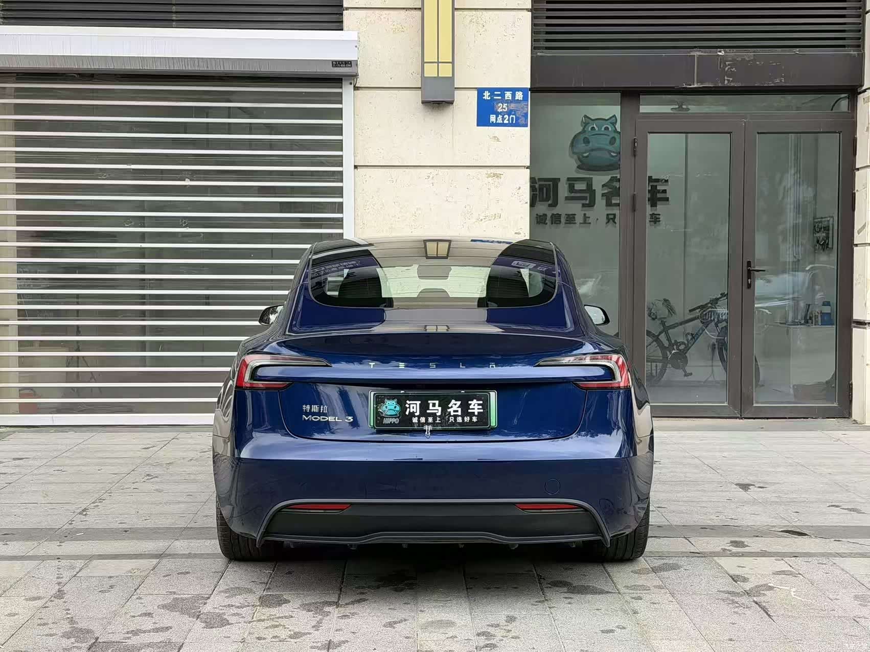 Tesla Model 3, 2025 12