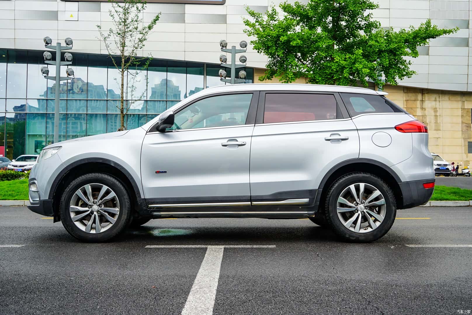 Geely Boyue, 2017 3
