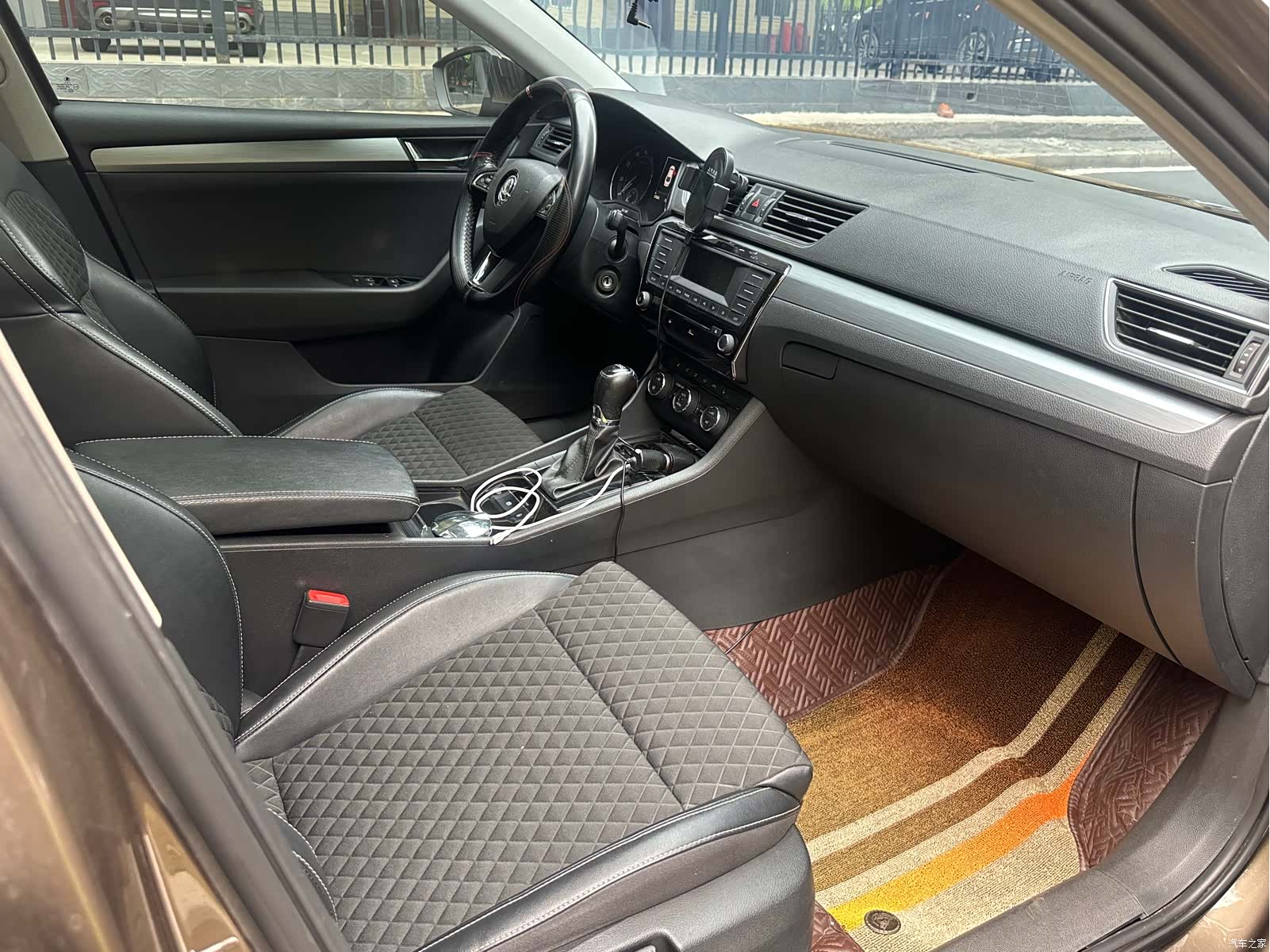 Skoda Superb, 2015 14