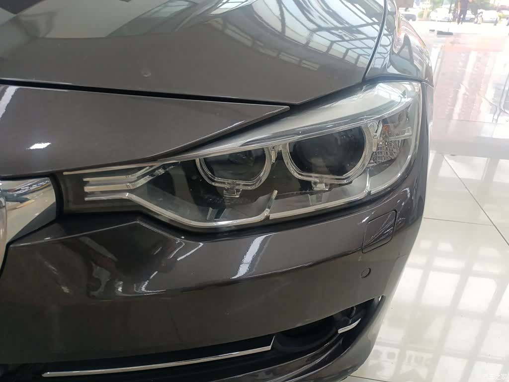 BMW 3 Series, 2015 24