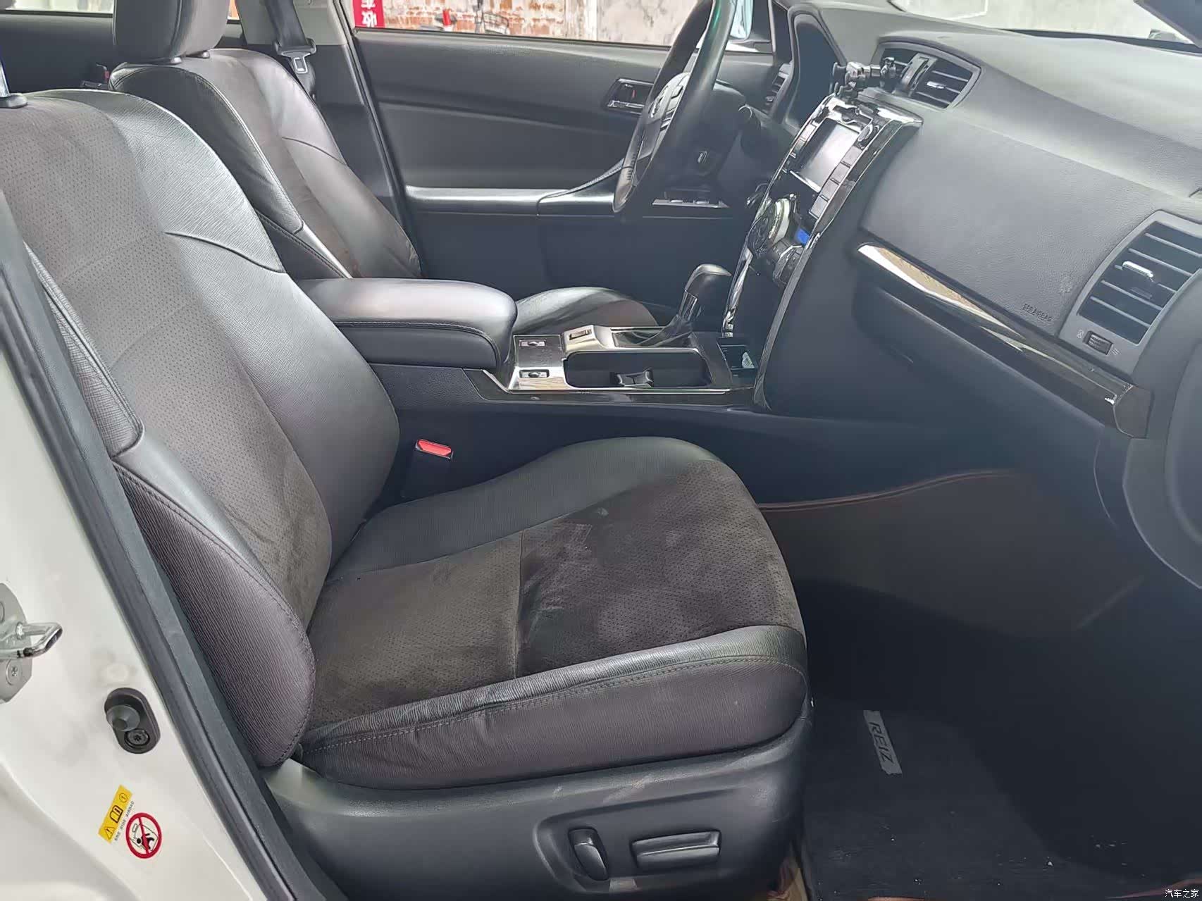 Toyota 2.5V, 2014 10