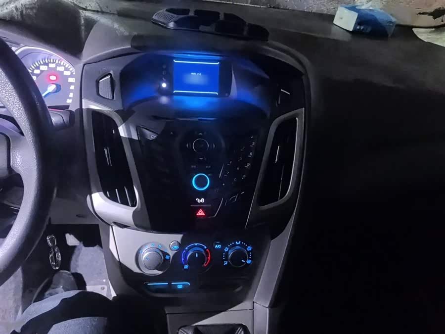 Ford Focus 2014, фото 6
